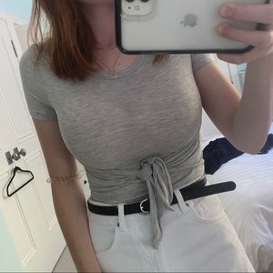 Wilfred Heather Grey Tie T shirt cropped